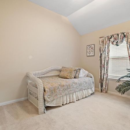 2 Twin Bed And A Full Bed Cozy Room Dallas Buitenkant foto