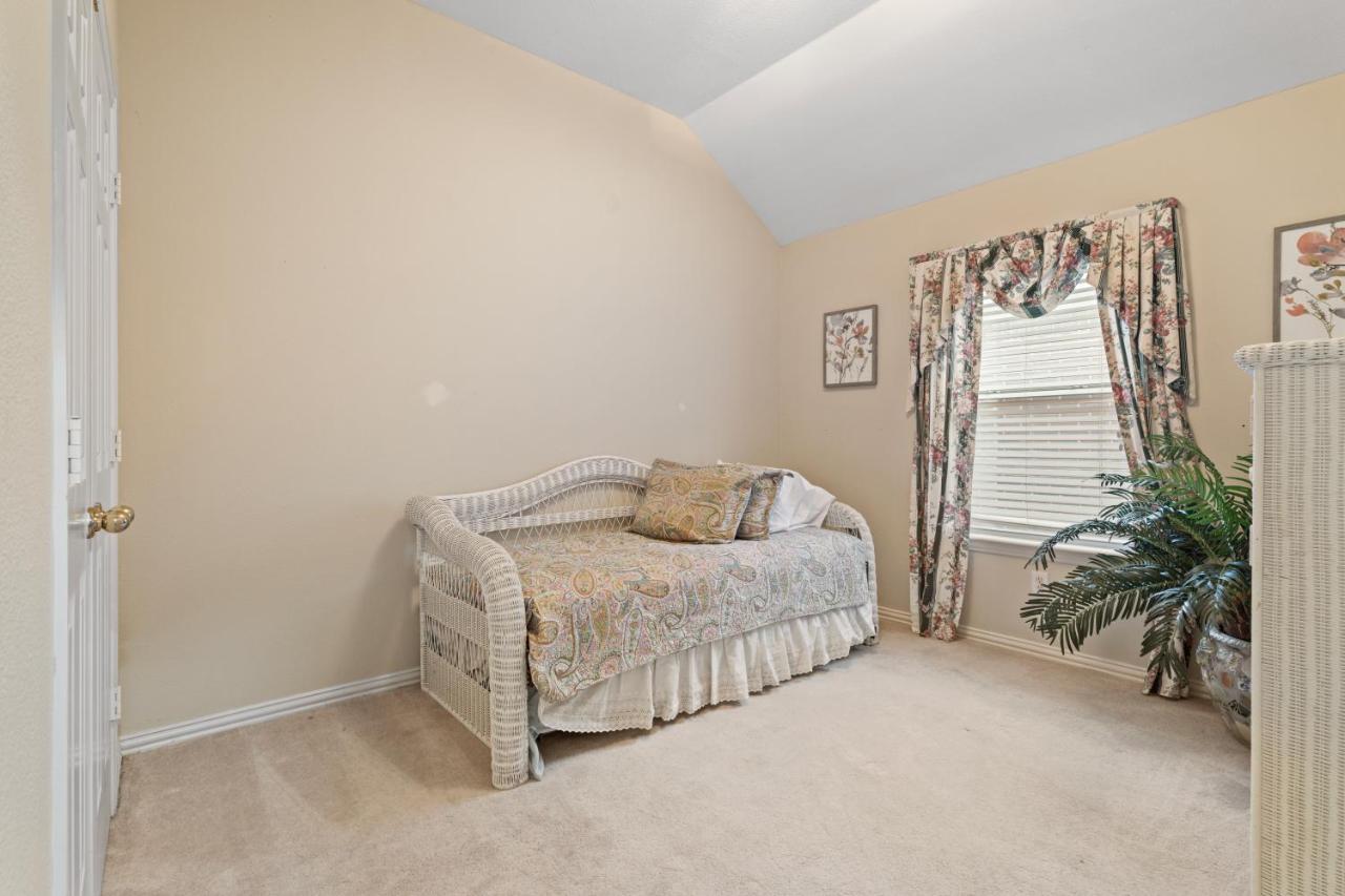 2 Twin Bed And A Full Bed Cozy Room Dallas Buitenkant foto